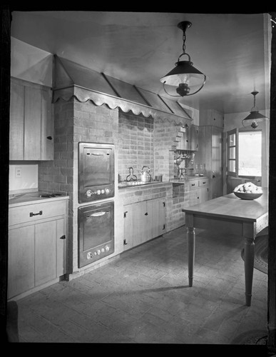 Goldsmith, Mr. and Mrs. Clifford, residence. Interior and Kitchen