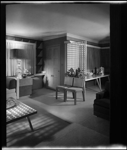 Aber, Mr. and Mrs. Otto S., residence. Interior