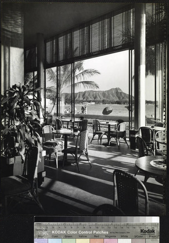 Royal Hawaiian Hotel. Lounge