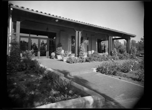 Garden Grove Sanitarium. Exterior