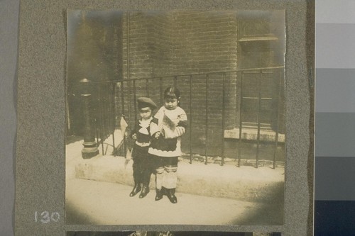 [Unidentified children, Chinatown.]