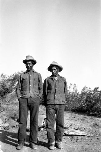 Pablo Espinosa and Polonó Vicente in Valle Trinidad