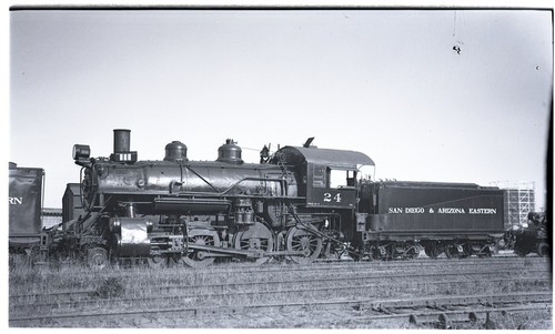 SD&AE locomotive 24 at roundhouse