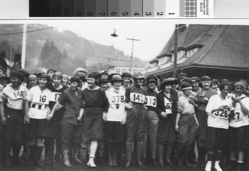 Runners stand together at the start of the third Women's Hike (The Dipsea Race)