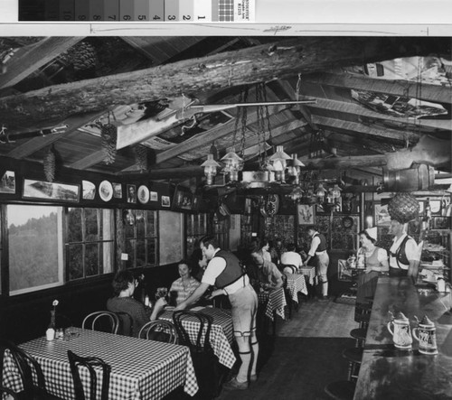 Mountain Home Inn dining room in the 1960's