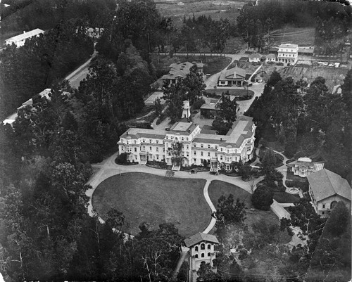 Aerial photograph of Mills College