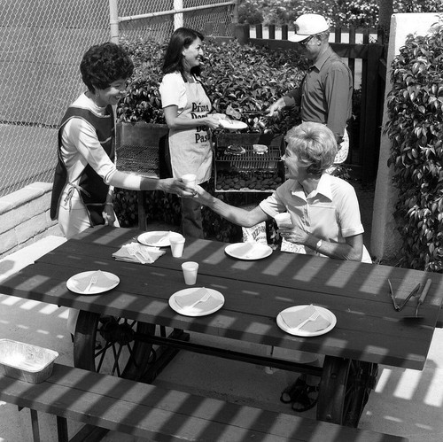 [39's Club Get Acquainted Barbecue, 1981 photograph]