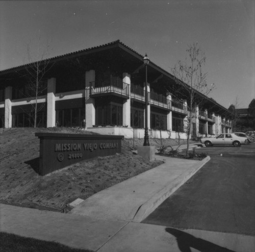 [Mission Viejo Company office building on Chrisanta, 1975 photograph]
