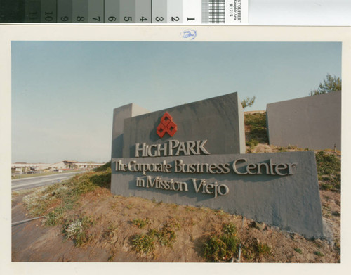 [High Park The Corporate Business Center in Mission Viejo sign photograph]