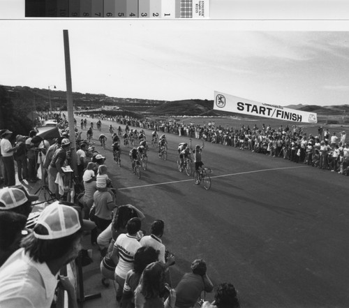 [Lowenbrau Grand Prix bicycle race start/finish line photograph]