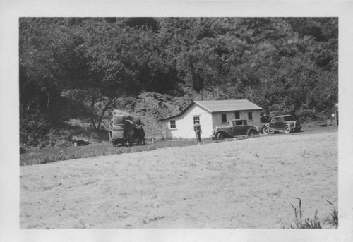 Photograph of Rainbow Lodge Branch Library