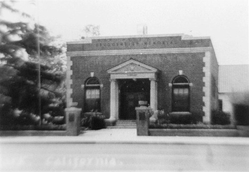 Photograph of Bruggemeyer Memorial Library