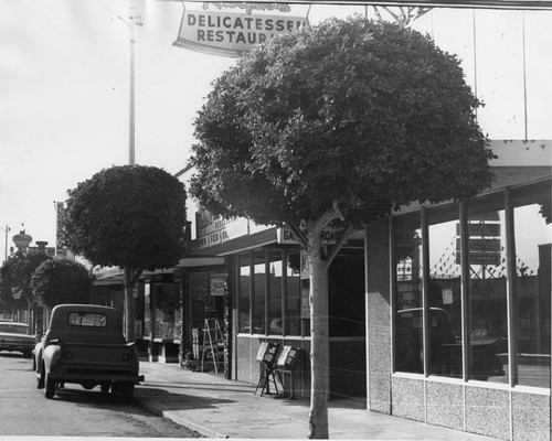 Photograph of Ralph's Delicatessen and Restaurant