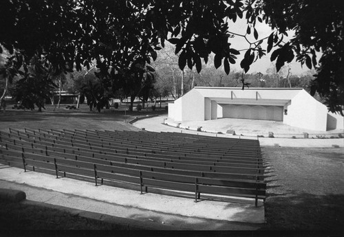 Photograph of Barnes Park Amphitheatre with seating