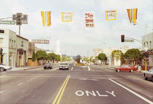 Photograph of Garfield Ave and Garvey Ave