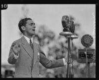 Irving Berlin sings at Los Angeles City Hall dedication, Los Angeles, 1928