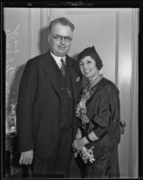 Dr. Henry Grady and Mrs. Lucretia del Valle Grady travel to California from Washington, Los Angeles, 1935