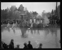 "Queen of the Beaches" float in the Tournament of Roses Parade, Pasadena, 1934