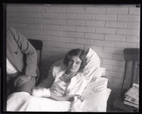 Murder suspect Winnie Ruth Judd with defense attorney Paul Schenck at the Georgia Street Receiving Hospital, Los Angeles, 1931