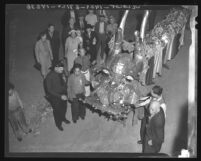 1000-foot dragon, Gum Lung begins trip through Los Angeles' Chinatown, 1938