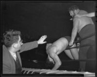 Wrestling match between Man Mountain Dean and Vincent Lopez, Los Angeles, 1936