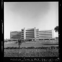 Veterans Administration Hospital, exterior on Wilshire Blvd. in West Los Angeles, Calif., 1977