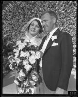 Actress Carmelita Geraghty and screenwriter Carey Wilson on their wedding day, Beverly Hills, 1934