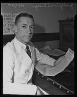 Judge Cecil Morgan of Louisiana observes court proceedings while on vacation, Los Angeles, 1935