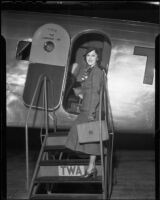 Actress Fay Wray boarding or leaving plane, 1935 or 1936