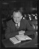 Eugene W. Kent, president of Glendale Protective Association, in court, Glendale, 1935