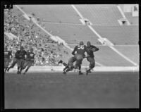 Wisconsin Badgers play UCLA Bruins at Memorial Coliseum, Los Angeles, ca. 1938