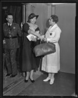 Gladys Carter, Chief Matron Vada Sullivan, and an undefined man after Gladys won custody over her daughter, Los Angeles, 1935