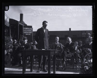 Sylvester L. Weaver Sr. speaks to the Los Angeles Commerce Club, Los Angeles, circa 1926