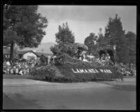 "In My Beautiful Garden of Roses" float in the Tournament of Roses Parade, Pasadena, 1927