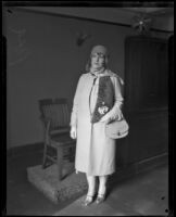 Aimee Semple McPherson goes to court regarding a $2500 check, Los Angeles, 1929