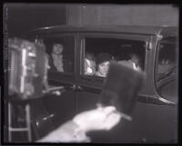 Murder suspect Winnie Ruth Judd is extradited to Phoenix Arizona, Los Angeles, 1931