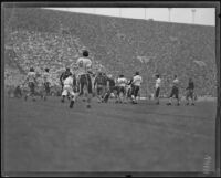 Football game between the USC Trojans and Stanford Indians at the Coliseum, Los Angeles, 1934