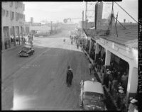 Street scene of Mexicans awaiting legal employment in the United States, Mexicali (Mexico)