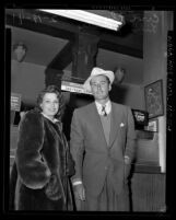 Actor Errol Flynn and wife LiLi Damita at Los Angeles airport, 1941