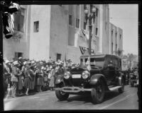 Motorcade of Crown Prince Gustav Adolf and Crown Princess Louise of Sweden at the Central Library, Los Angeles, 1926