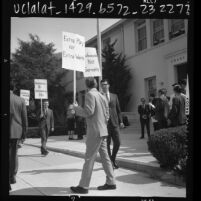 Teachers picketing Grant Elementary School over extra work without pay in Los Angeles, Calif., 1966