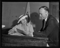 Leah Clampitt Sewell in court with her attorney Henry G. Bodkin, Los Angeles, 1935