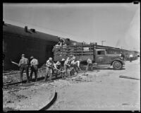 Southern Pacific train derailed by utility truck, Glendale, 1935