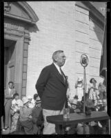 Beverly Hills Post Office dedication, speaker (mayor Paul E. Schwab?) at microphone, Beverly Hills, 1934