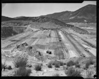 Bouquet Canyon earth-fill dam under construction, 1933