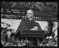 Dr. John Roscoe Turner addressing U. S. C. graduates at Olympic Stadium, Los Angeles, 1932