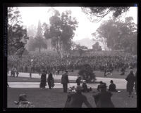 Annual picnic for Iowans living in California at Bixby Park, Long Beach, 1928