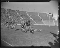 Wisconsin Badgers play UCLA Bruins at Memorial Coliseum, Los Angeles, ca. 1938