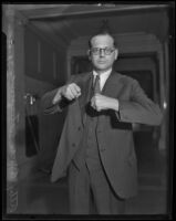 Attorney Ames Peterson outside the State Court of Appeal, Los Angeles, 1935