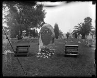 Confederate monument at the Hollywood Forever cemetery, Los Angeles, 1925